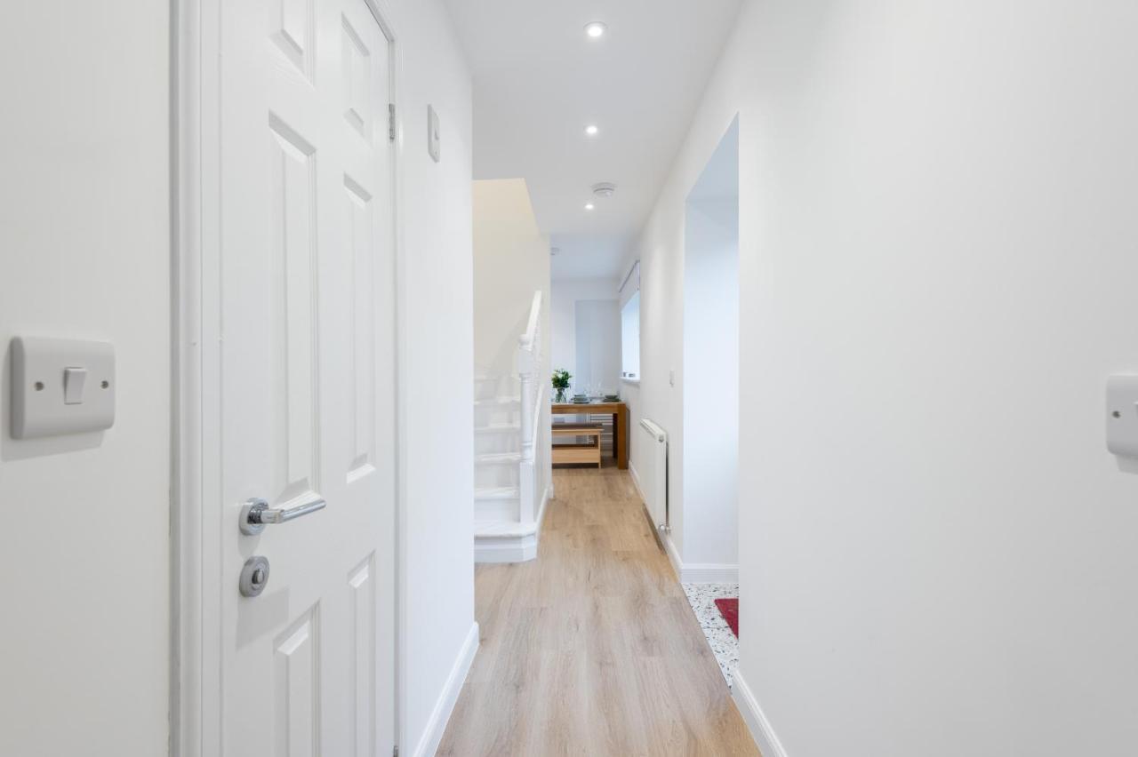 The Pinkish House - 4 Bed Home In The Town Centre Blairgowrie and Rattray Dış mekan fotoğraf