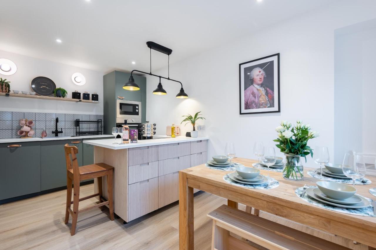 The Pinkish House - 4 Bed Home In The Town Centre Blairgowrie and Rattray Dış mekan fotoğraf